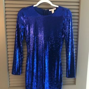 🔹STRIKING🔹Long Sleeve Sequin Dress🔹Size Small